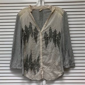 Anthropologie Tiny silk appliqué blouse